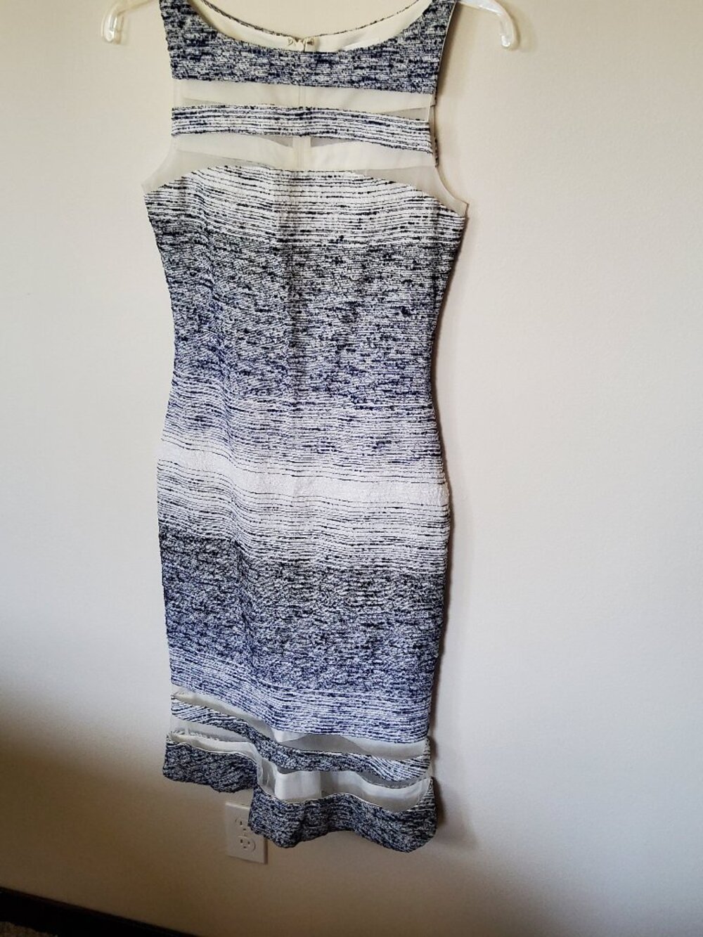 Designer Runway Dress Badgley Mischka size 6
